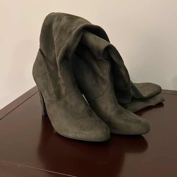 Steve Madden - Picture 2 of 5